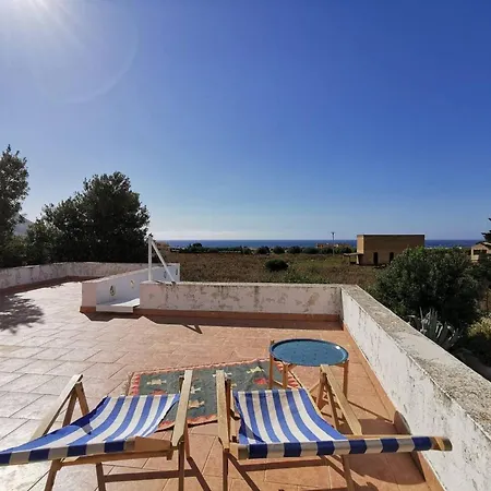 Holiday home 2 Bedrooms House At 1 Km Away From The