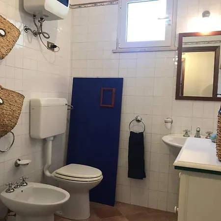 Holiday home 2 Bedrooms House At 1 Km Away From The