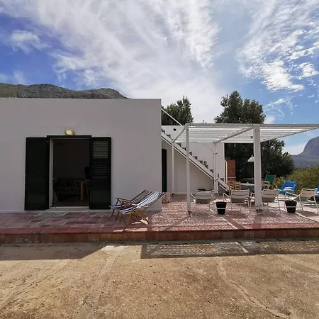 2 Bedrooms House At 1 Km Away From The *